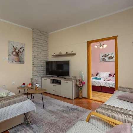 Lejlighed Maja Few Mt From Sea- Happy