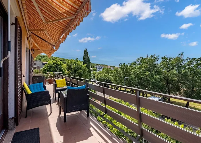 Apartament Maja Few Mt From Sea- Happy Kostrena
